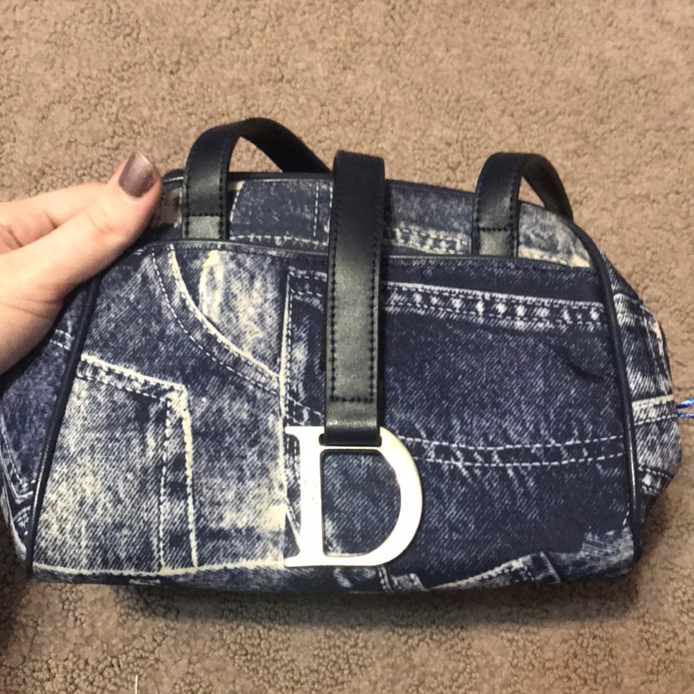 Small Purse - image 1